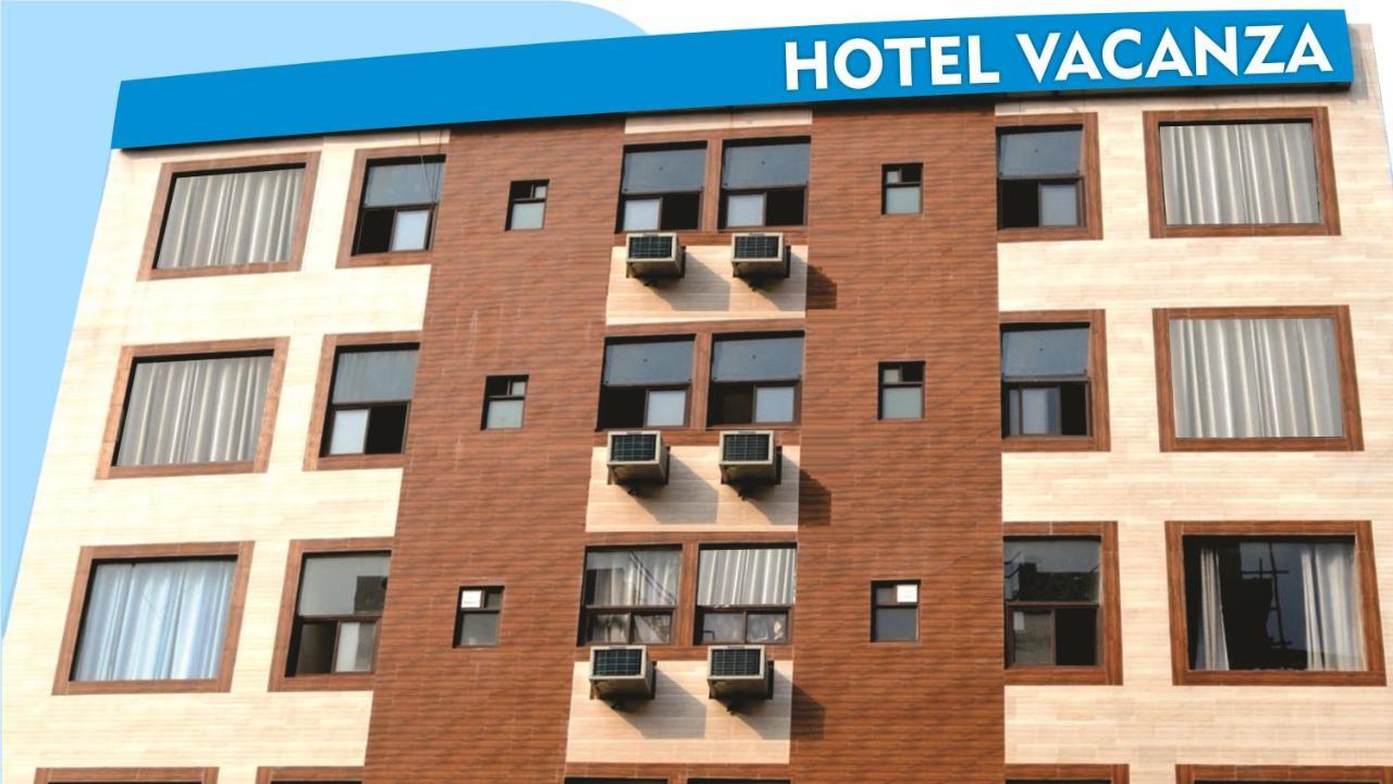 FabHotel Vacanza Noida Exterior foto