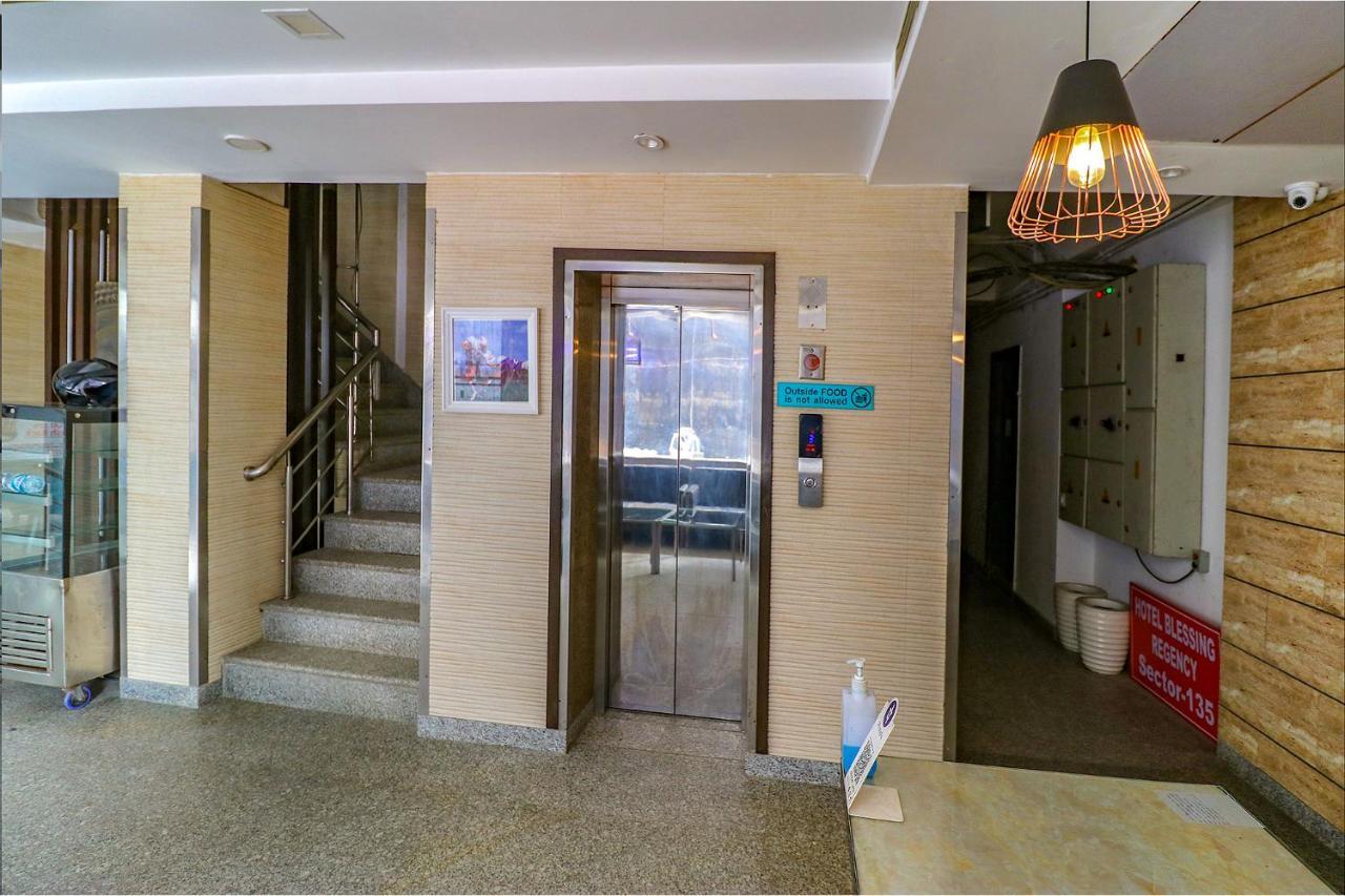 FabHotel Vacanza Noida Exterior foto